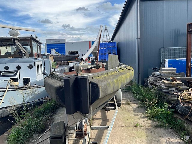 1984 pirana 6700 sloep/werkboot met stalling trailer - afbeelding 4 van  11