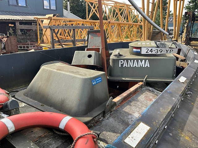 1984 pirana 6700 sloep/werkboot met stalling trailer - afbeelding 9 van  11