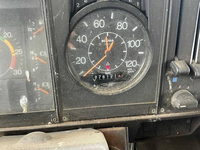 1984 scania 82 m vrachtwagenpaarden transport - afbeelding 9 van  21