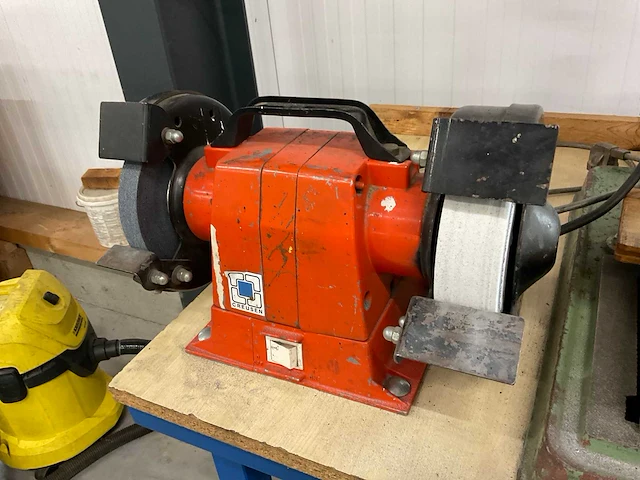 1984 sharp se-330b kolomboormachine - afbeelding 12 van  12