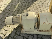 1984 typhoon s600 elektromotor met luchtsluis - afbeelding 11 van  13