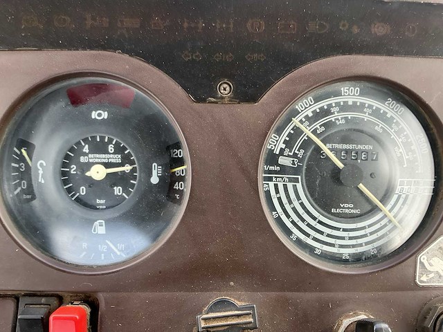 1985 - mercedes-benz - mb trac - 1000 - vierwielaangedreven landbouwtractor - afbeelding 18 van  25
