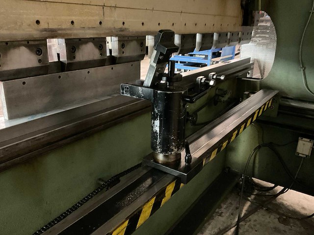 1985 adira qih-6330 kantbank - afbeelding 10 van  13