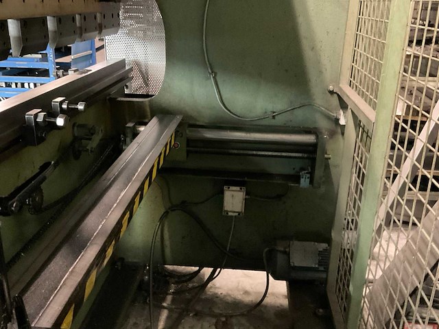 1985 adira qih-6330 kantbank - afbeelding 11 van  13