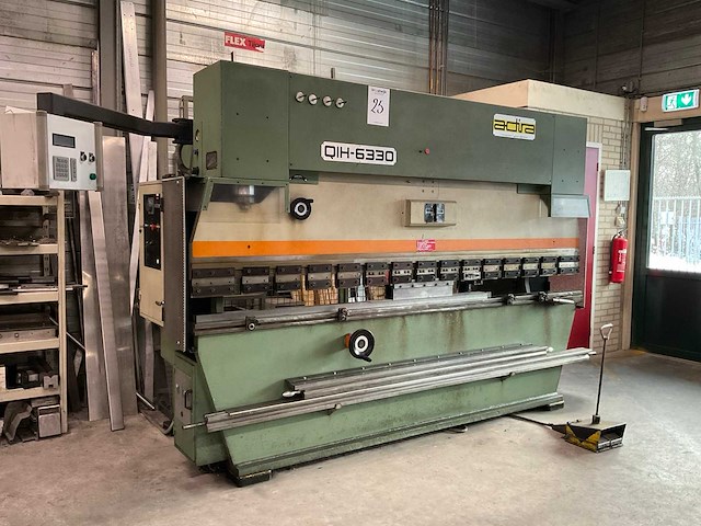 1985 adira qih-6330 kantbank - afbeelding 1 van  13