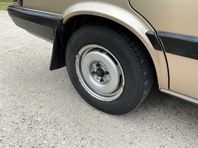 1985 audi 80 1.6 personenauto - afbeelding 23 van  31