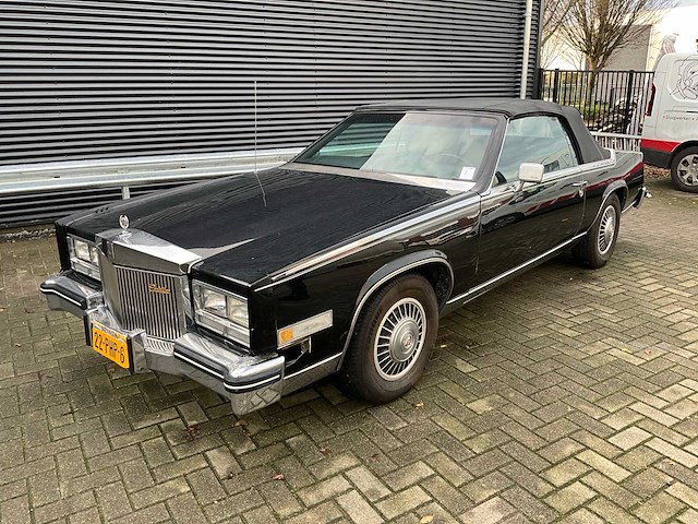 1985 cadillac eldorado eldorado 4.1 coupe oldtimer - afbeelding 1 van  24
