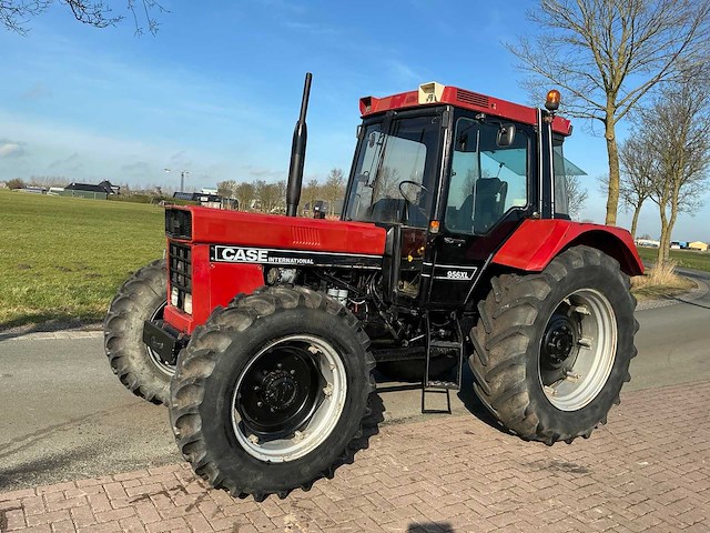 1985 case ih 956xl overgangsmodel vierwielaangedreven landbouwtractor - afbeelding 4 van  23