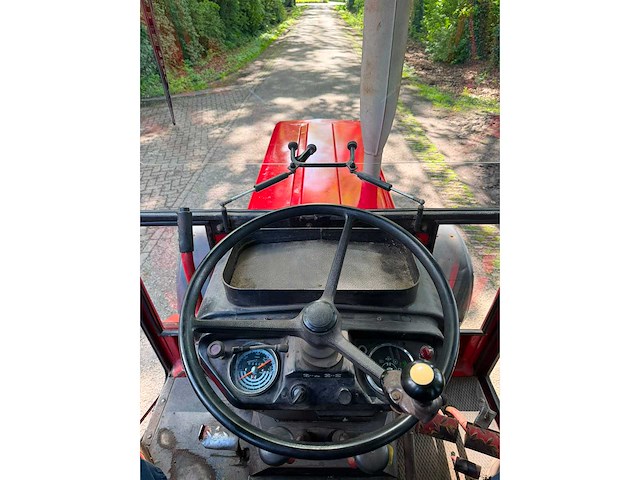 1985 case international 633 tweewielaangedreven landbouwtractor - afbeelding 2 van  13