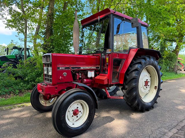 1985 case international 633 tweewielaangedreven landbouwtractor - afbeelding 6 van  13