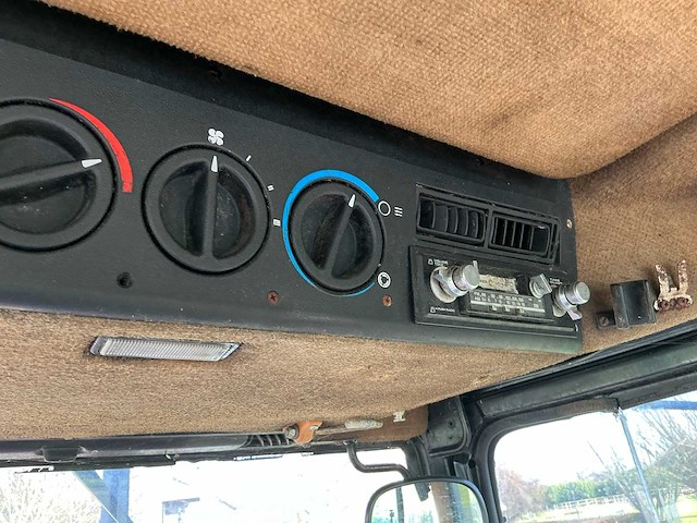 1985 case international 856xl vierwielaangedreven landbouwtractor - afbeelding 2 van  8