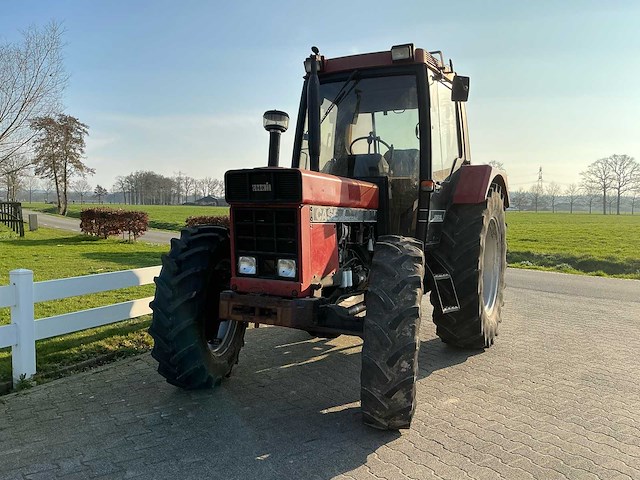 1985 case international 856xl vierwielaangedreven landbouwtractor - afbeelding 7 van  8