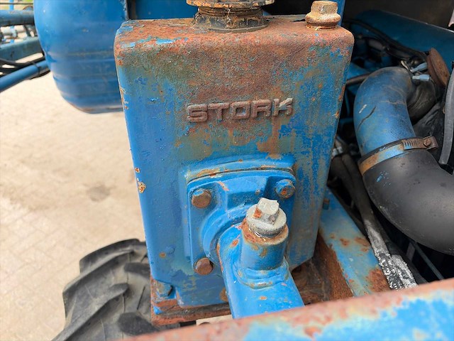 1985 delvano 2200l zelfrijdende veldspuit (27m) - afbeelding 6 van  23