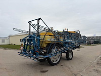 1985 delvano 2200l zelfrijdende veldspuit (27m) - afbeelding 19 van  23