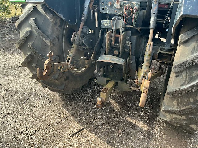 1985 deutz-fahr dx 4.50 vierwielaangedreven landbouwtractor - afbeelding 17 van  30