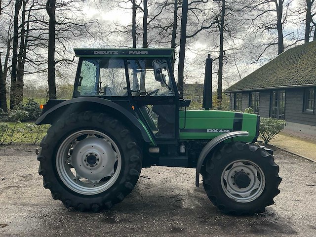 1985 deutz-fahr dx 4.50 vierwielaangedreven landbouwtractor - afbeelding 25 van  28