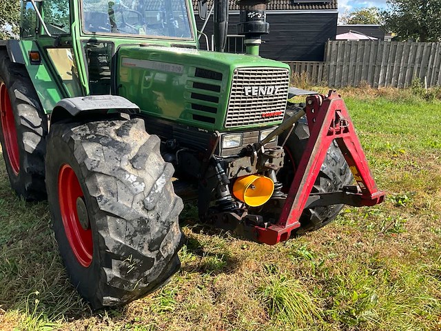1985 fendt farmer 309 turbomatik vierwielaangedreven landbouwtractor - afbeelding 4 van  33