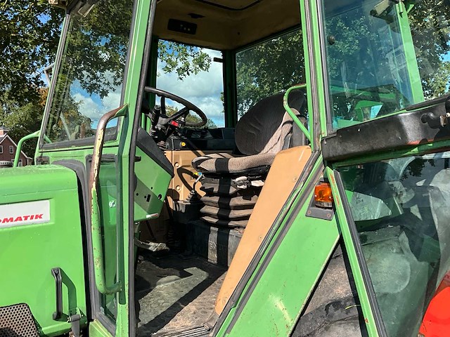1985 fendt farmer 309 turbomatik vierwielaangedreven landbouwtractor - afbeelding 13 van  33