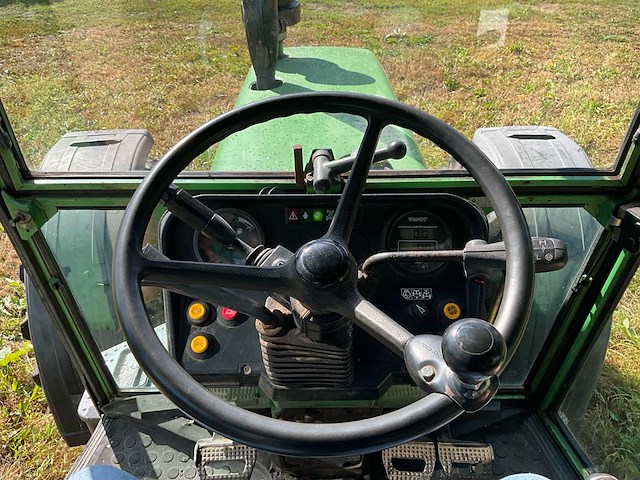 1985 fendt farmer 309 turbomatik vierwielaangedreven landbouwtractor - afbeelding 17 van  33