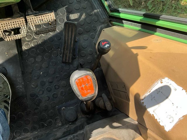 1985 fendt farmer 309 turbomatik vierwielaangedreven landbouwtractor - afbeelding 20 van  33