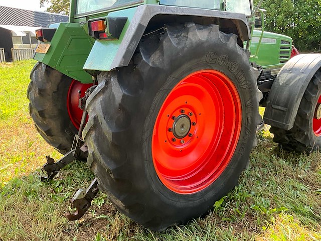 1985 fendt farmer 309 turbomatik vierwielaangedreven landbouwtractor - afbeelding 27 van  33