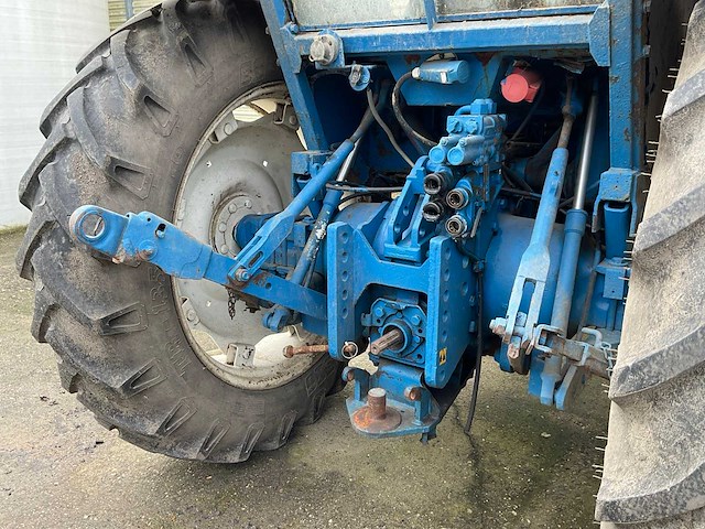 1985 ford 4610 vierwielaangedreven landbouwtractor - afbeelding 10 van  10