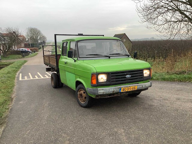 1985 ford transit dubbelcabine bedrijfswagen - afbeelding 1 van  11