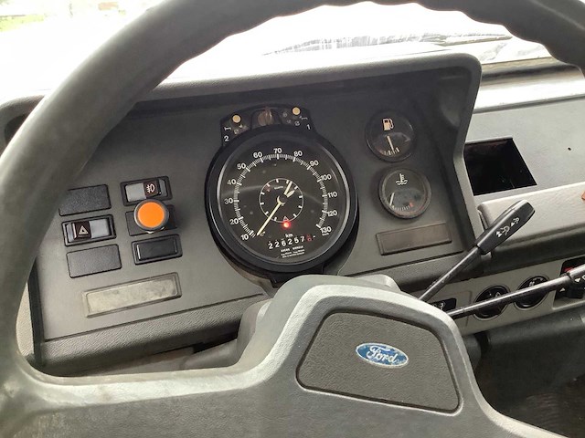 1985 ford transit dubbelcabine bedrijfswagen - afbeelding 9 van  11