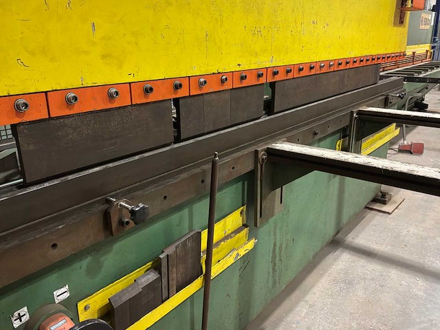 1985 haco pph 3060 kantbank - afbeelding 3 van  17