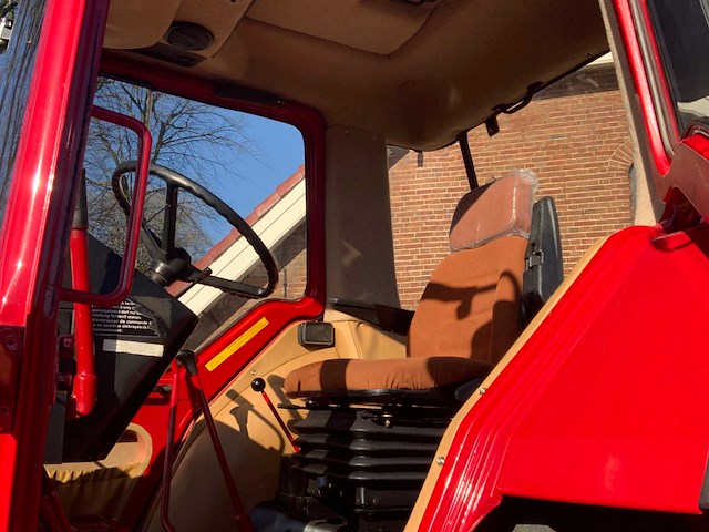 1985 international 1455xl vierwielaangedreven landbouwtractor - afbeelding 4 van  33