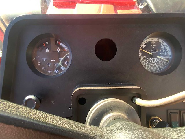 1985 international 1455xl vierwielaangedreven landbouwtractor - afbeelding 6 van  33