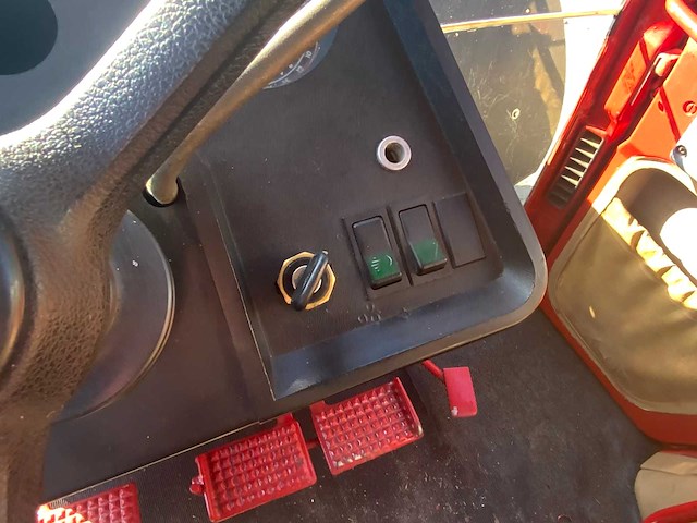 1985 international 1455xl vierwielaangedreven landbouwtractor - afbeelding 7 van  33