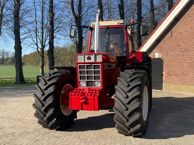 1985 international 1455xl vierwielaangedreven landbouwtractor - afbeelding 20 van  33