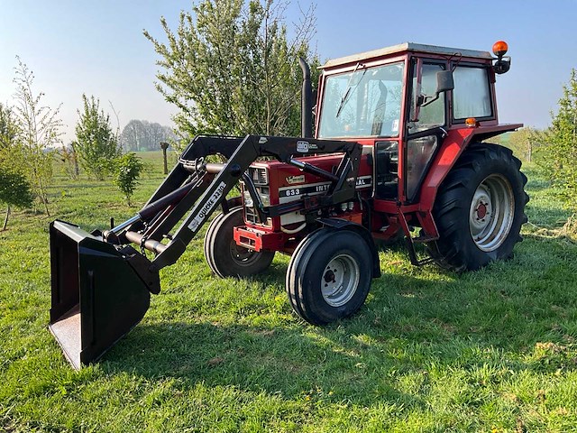 1985 international 633 oldtimer tractor - afbeelding 1 van  14
