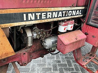 1985 international 633 tweewielaangedreven landbouwtractor - afbeelding 3 van  29