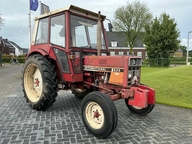 1985 international 633 tweewielaangedreven landbouwtractor - afbeelding 27 van  29