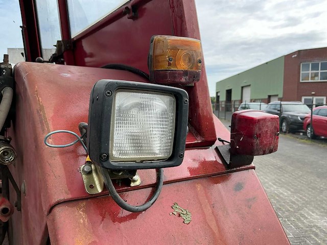 1985 international 633 tweewielaangedreven landbouwtractor - afbeelding 10 van  29