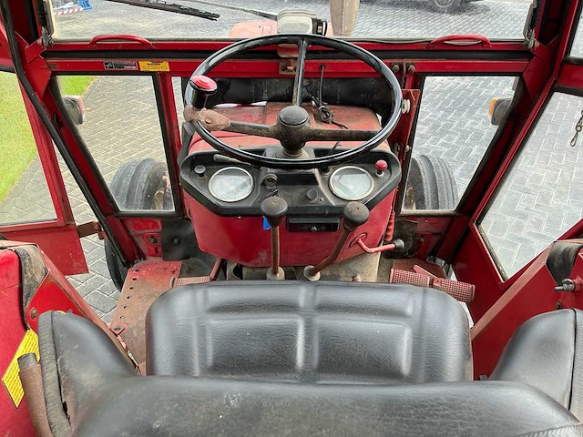 1985 international 633 tweewielaangedreven landbouwtractor - afbeelding 14 van  29