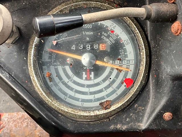 1985 international 733 s tweewielaangedreven landbouwtractor - afbeelding 6 van  20