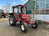 1985 international 733 s tweewielaangedreven landbouwtractor - afbeelding 6 van  9