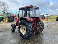 1985 international 733 s tweewielaangedreven landbouwtractor - afbeelding 8 van  9