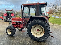 1985 international 733 s tweewielaangedreven landbouwtractor - afbeelding 9 van  9