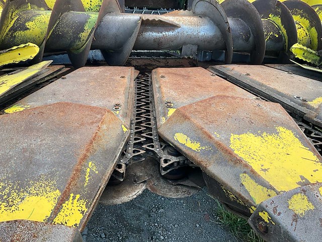 1985 john deere 5820 veldhakselaar met pick-up/maisbek en aanhanger - afbeelding 9 van  81