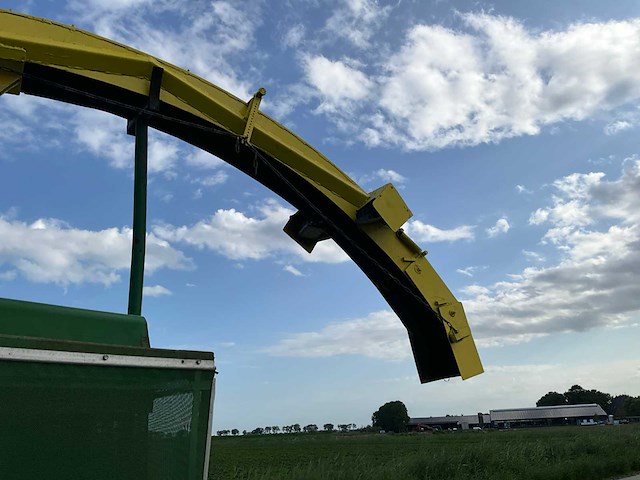 1985 john deere 5820 veldhakselaar met pick-up/maisbek en aanhanger - afbeelding 22 van  81