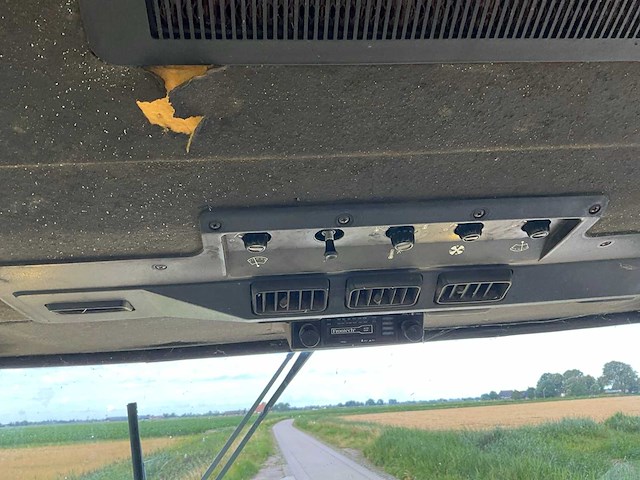 1985 john deere 5820 veldhakselaar met pick-up/maisbek en aanhanger - afbeelding 28 van  81