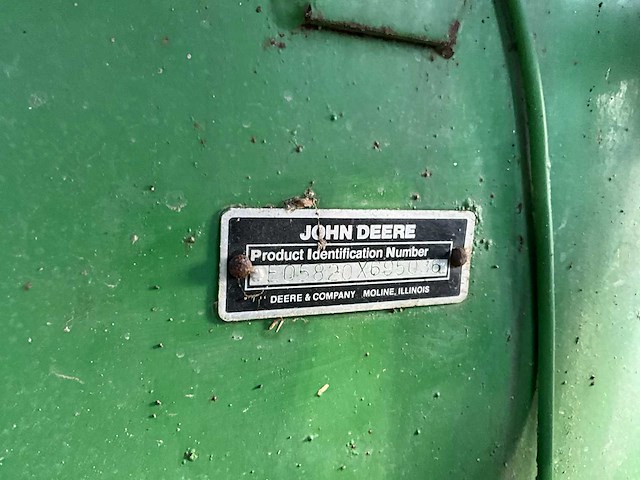 1985 john deere 5820 veldhakselaar met pick-up/maisbek en aanhanger - afbeelding 53 van  81