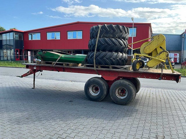 1985 john deere 5820 veldhakselaar met pick-up/maisbek en aanhanger - afbeelding 62 van  81