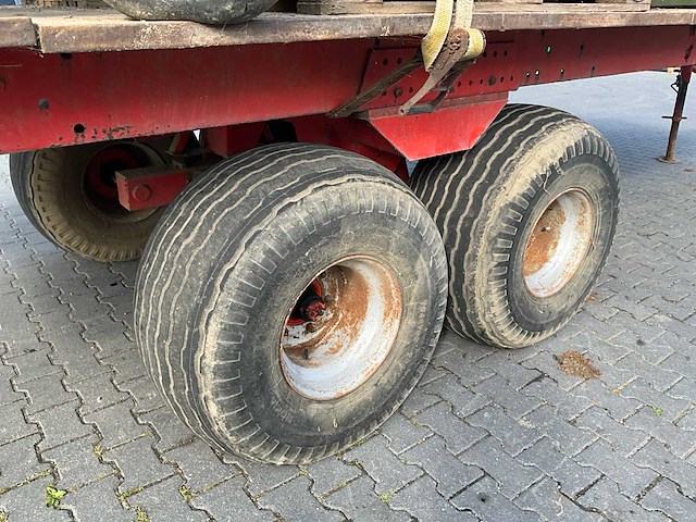 1985 john deere 5820 veldhakselaar met pick-up/maisbek en aanhanger - afbeelding 63 van  81