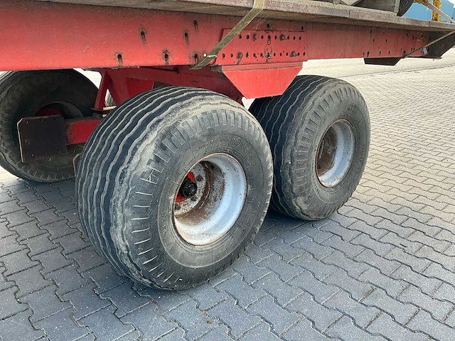 1985 john deere 5820 veldhakselaar met pick-up/maisbek en aanhanger - afbeelding 68 van  81