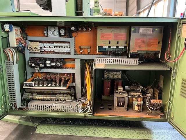1985 maho mh500c cnc freesmachine - afbeelding 13 van  31
